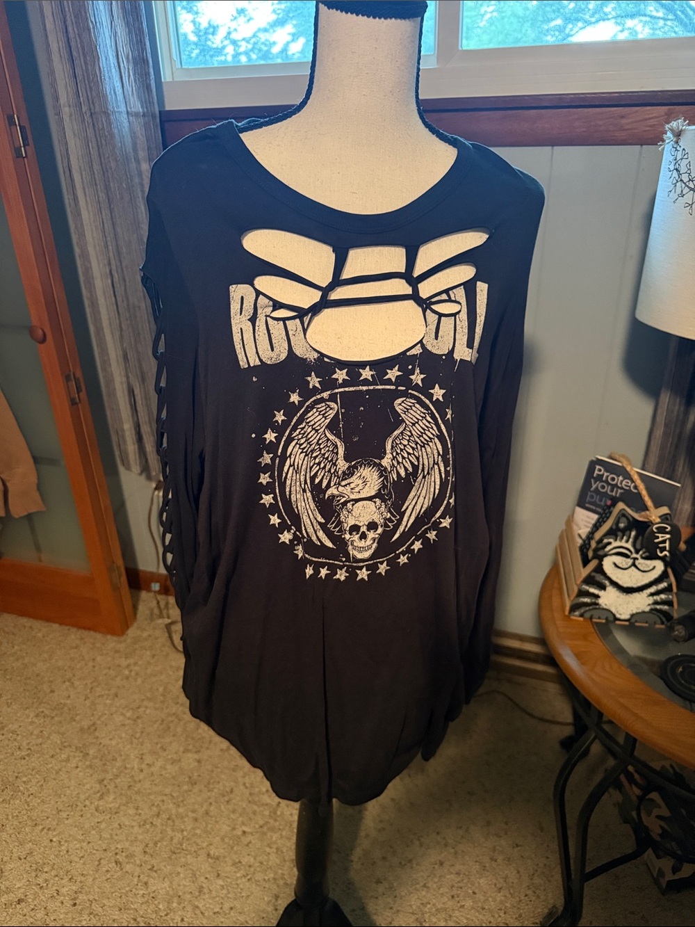 torrid Black Graphic Cutout Slashed Sleeve Long-Sleeve Top